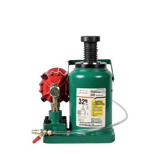 Cric pneumatico auto - pneumatico,