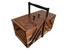 Scatola da cucito in legno
