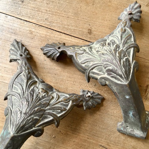 Coppia grandi mobili - , bronzo
