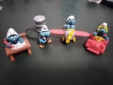 Lot of 4 Smurfs Smurfs 80s