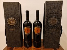 Lotto di due bottiglie di Luce