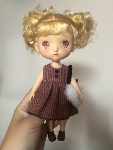 Muñeca pinkneon doll - pinkneon, doll,