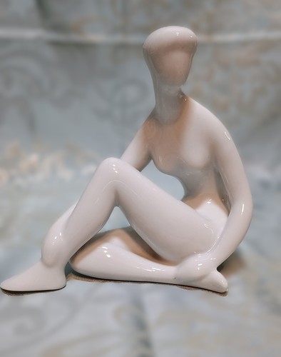 Statue porcelaine blanche - statue,