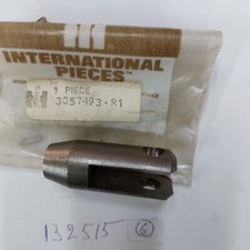 NOS RICAMBI TRATTORE 3057493R1