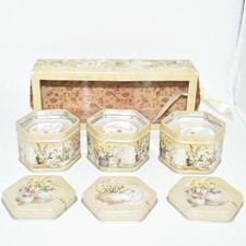 Vintage Tri Coastal Design By