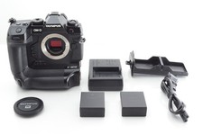 **8505 scatti**OLYMPUS OM-D