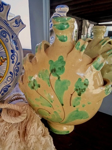 Fiasco del pellegrino maiolica - pellegrino,