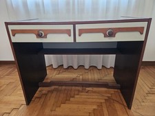 Scrivania 2 cassetti vintage anni '60 per bambini con comodo ripiano sottobanco