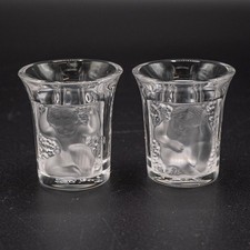 Lalique France Crystal Enfants Shot Glass 1 3/4" H - coppia - SPEDIZIONE GRATUITA USA