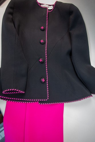 Tailleur pezzi nero fucsia - 2,