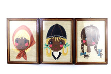 3 Quadri PUNTO CROCE Bambine Nere RICAMATE Cornice in legno con vetro VINTAGE