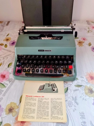 Macchina scrivere olivetti - da,