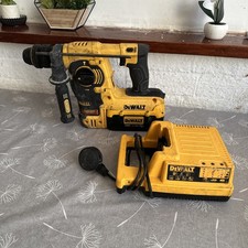 Trapano avvitatore - , a