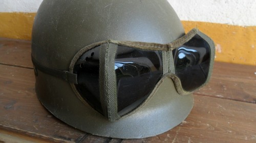 Occhiali desertici esercito