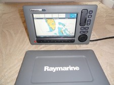 Raymarine C90w plotter mfd/gps