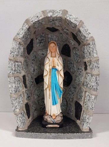 Grotta per statua artigianale