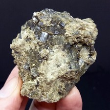 M37 - Bellissimi Cristalli VESUVIANITE Qualità Pietra Preziosa (Bellecombe, Italia)