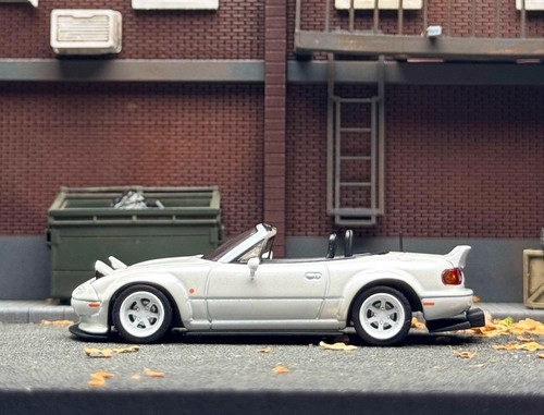 Bianco jdm miata - 1:64,