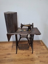 Macchina da Cucire d'Epoca