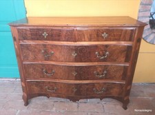 Raro ed importante Cassettone