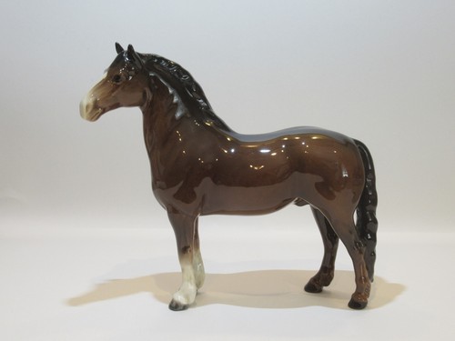 Beswick vintage standing - beswick,