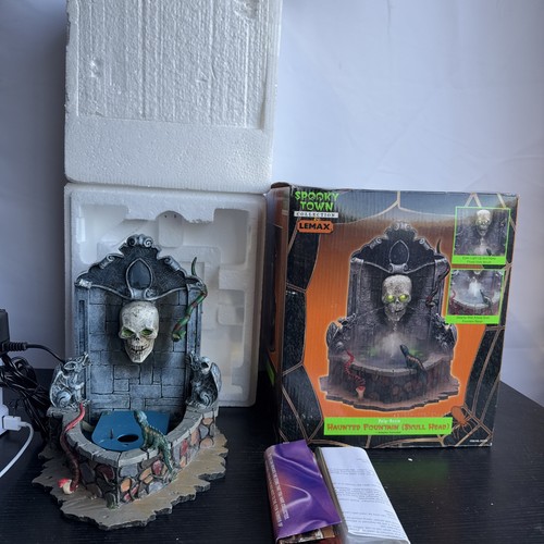 Lemax spooky town halloween - lemax,