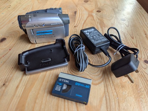 Sony handycam dcr hc46 - sony, mini