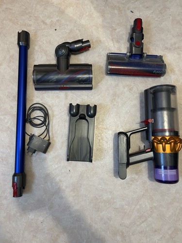 Aspirateur balai dyson - aspirateur,
