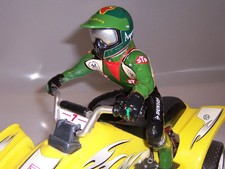 0129 Quad con pilota rc Corpo