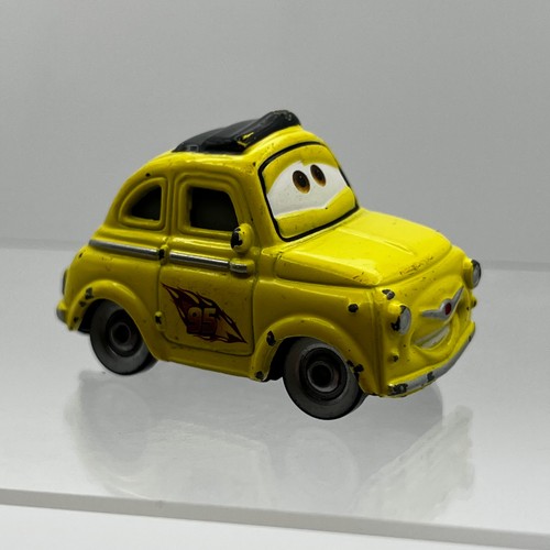 Disney pixar cars luigi giallo - disney,