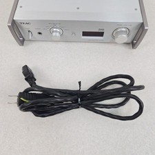 TEAC UD-501 Amplificatore per