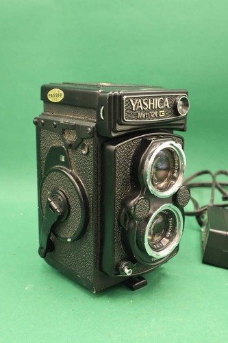 Yashica mat 124g medium - yashica,