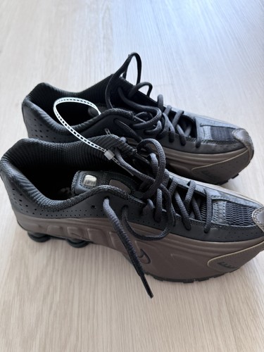 Nike shox off - r4, noir