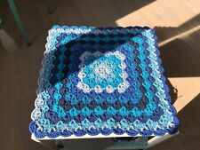 lavori fatti all' uncinetto centrini 53x53cm in due tonalità di colore 