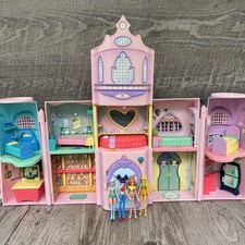 MATTEL 2004 Winx Club Castle