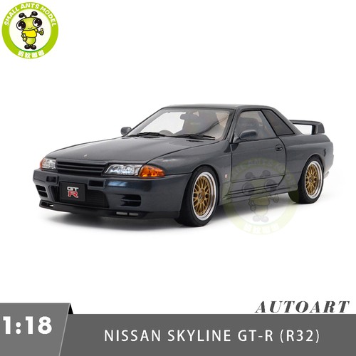 Modellino auto nissan - auto, 1/18