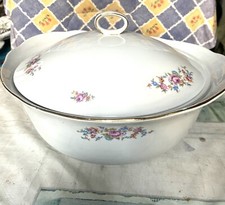 Zuppiera con coperchio RICHARD