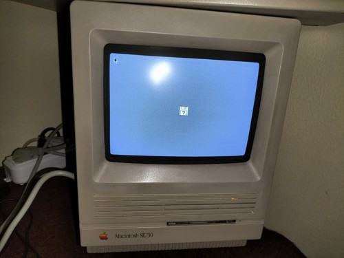Apple computer macintosh 30 - apple,