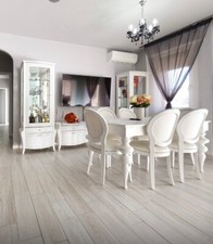 Vendo camera da letto completa+ tavolo+ credenza 