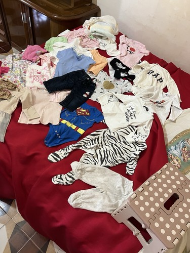 Lotto abbigliamento neonata
