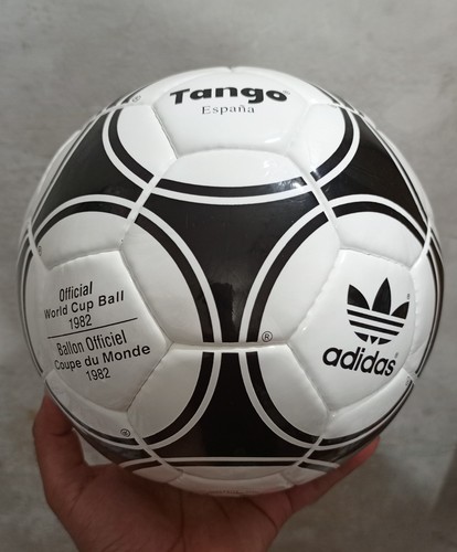 Pallone calcio adidas tango - pallone,