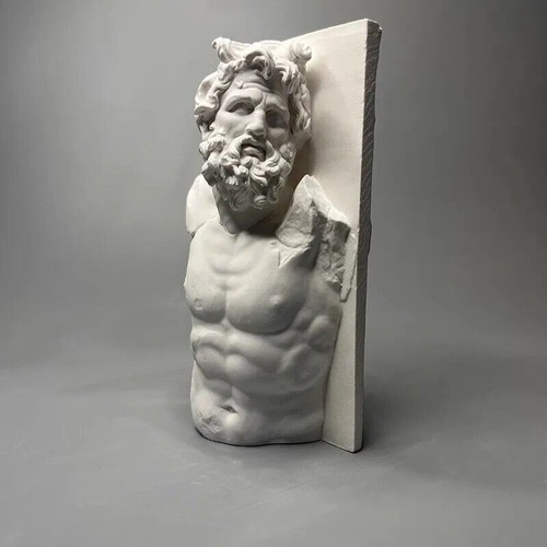 Busto scultoreo della