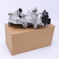 Pompa acqua con regolatore per