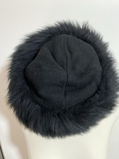 Cappello Nero In Pura Lana E
