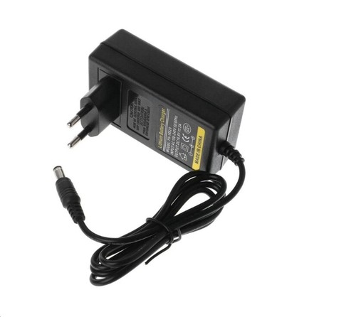 Alimentatore carica batteria