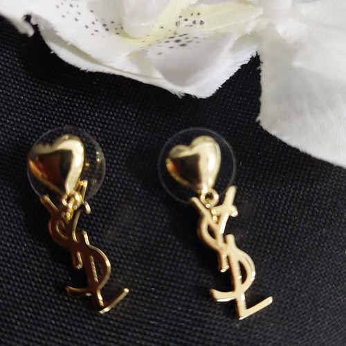 Auth yves saint laurent - yves,