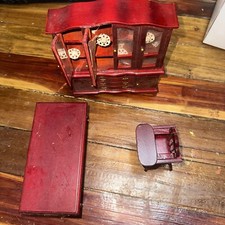 Mobile casa delle bambole in