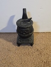 Vecchia pentola in alluminio