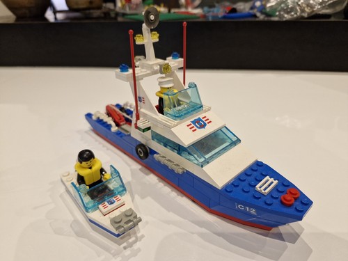 Bateau des gardes cotes - des,