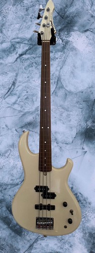 Basso elettrico corde - basso,